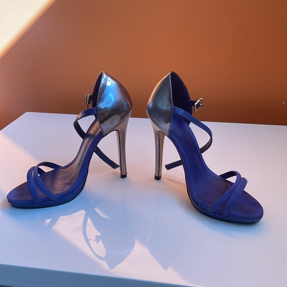 Strapy platform heels - Picture 2 of 8